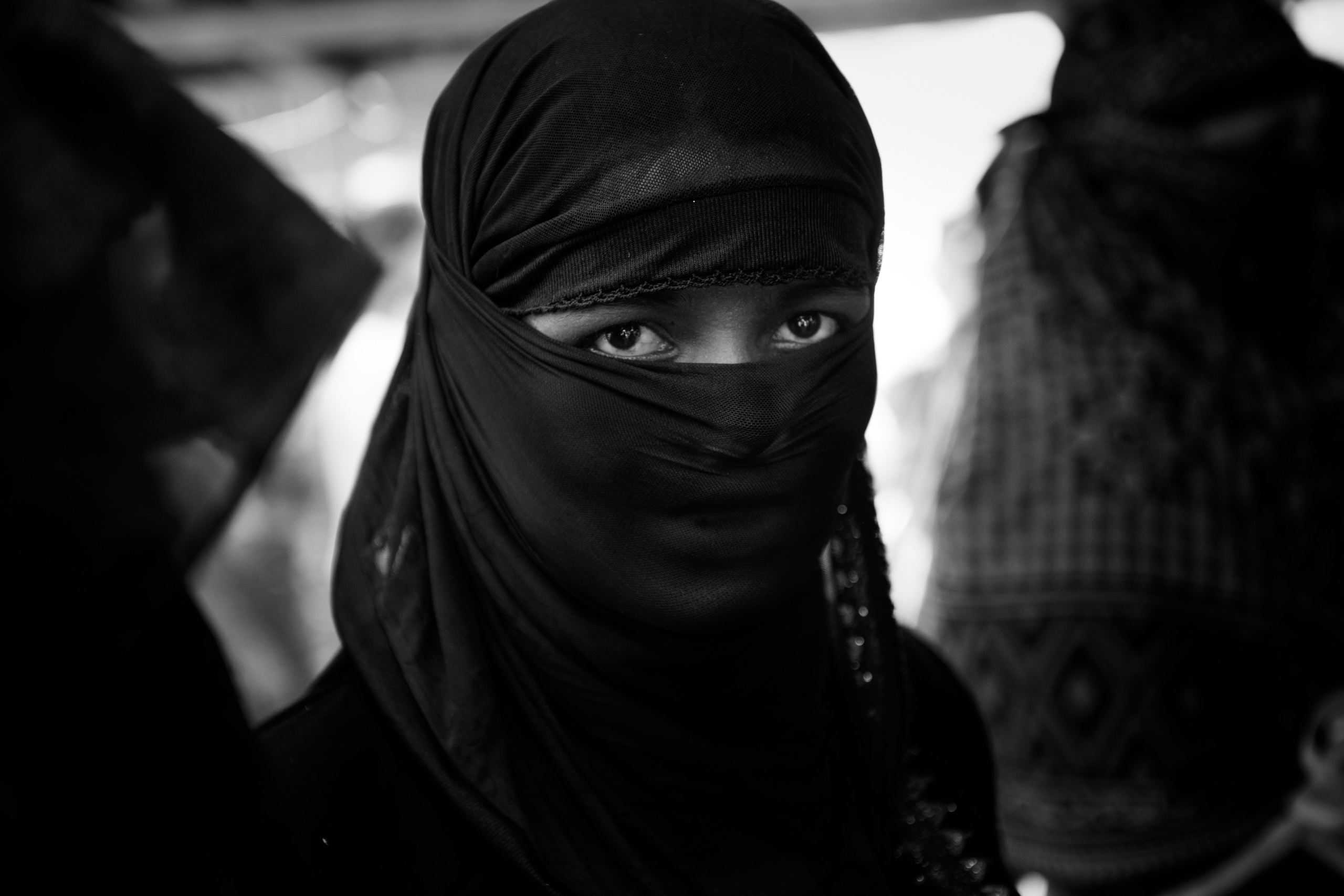 Newly arrived Rohingya refugees waiting for food aid at Kutupalong camp on April 16, 2018 in Cox's Bazar, Bangladesh.
Over 650,000 Rohingya have crossed the border to Bangladesh since August last year, fleeing the violence.