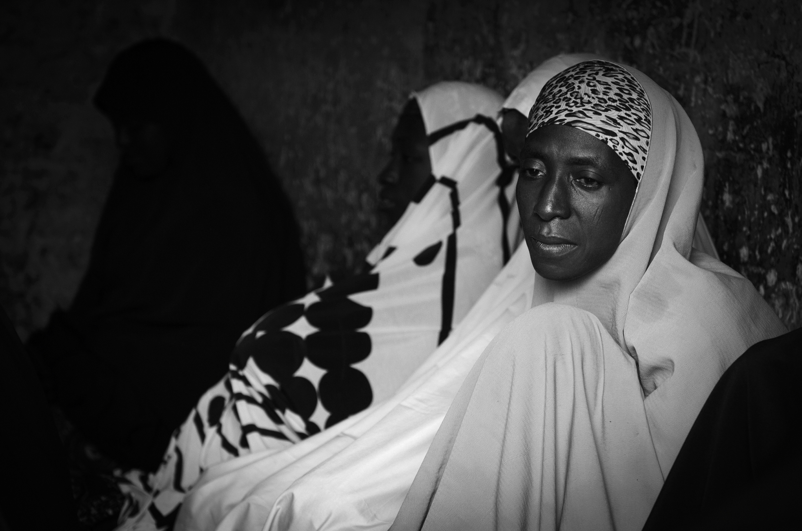 NIGERIA,Kaduna.
A woman learns the foundations of the Koran in a Koranic school of Kaduna.
Nearly 4,000 people have died in Nigeria due to the violent conflict over the past decade.
The economic and ethnic conflict in the northern states has a religious dimension. It is only with true governance that these conflicting differences could be managed. As elsewhere in Nigeria, residents accuse both local and state government officials for promoting identity-based divisions to advance their own political agendas.